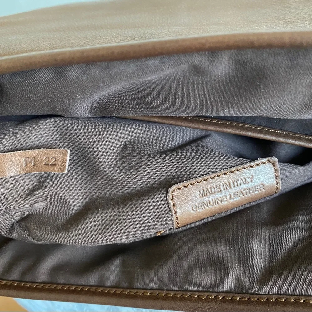 Tod’s Leather Messenger Flap Bag